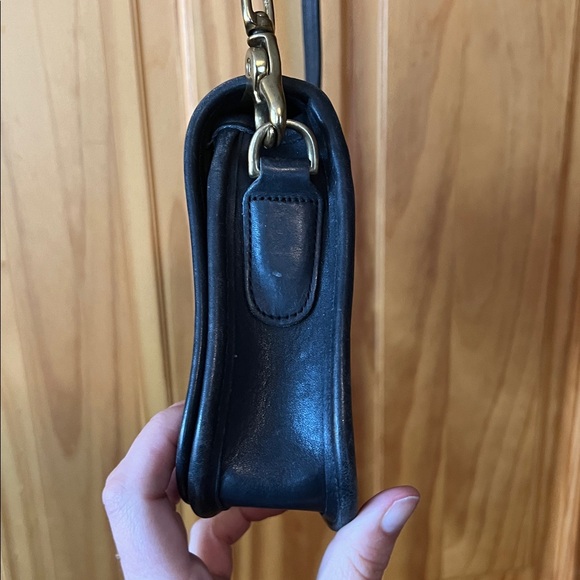 Vintage Coach 9755 Black Pocket Purse Turn lock leather bag made in 1998 - Picture 10 of 16